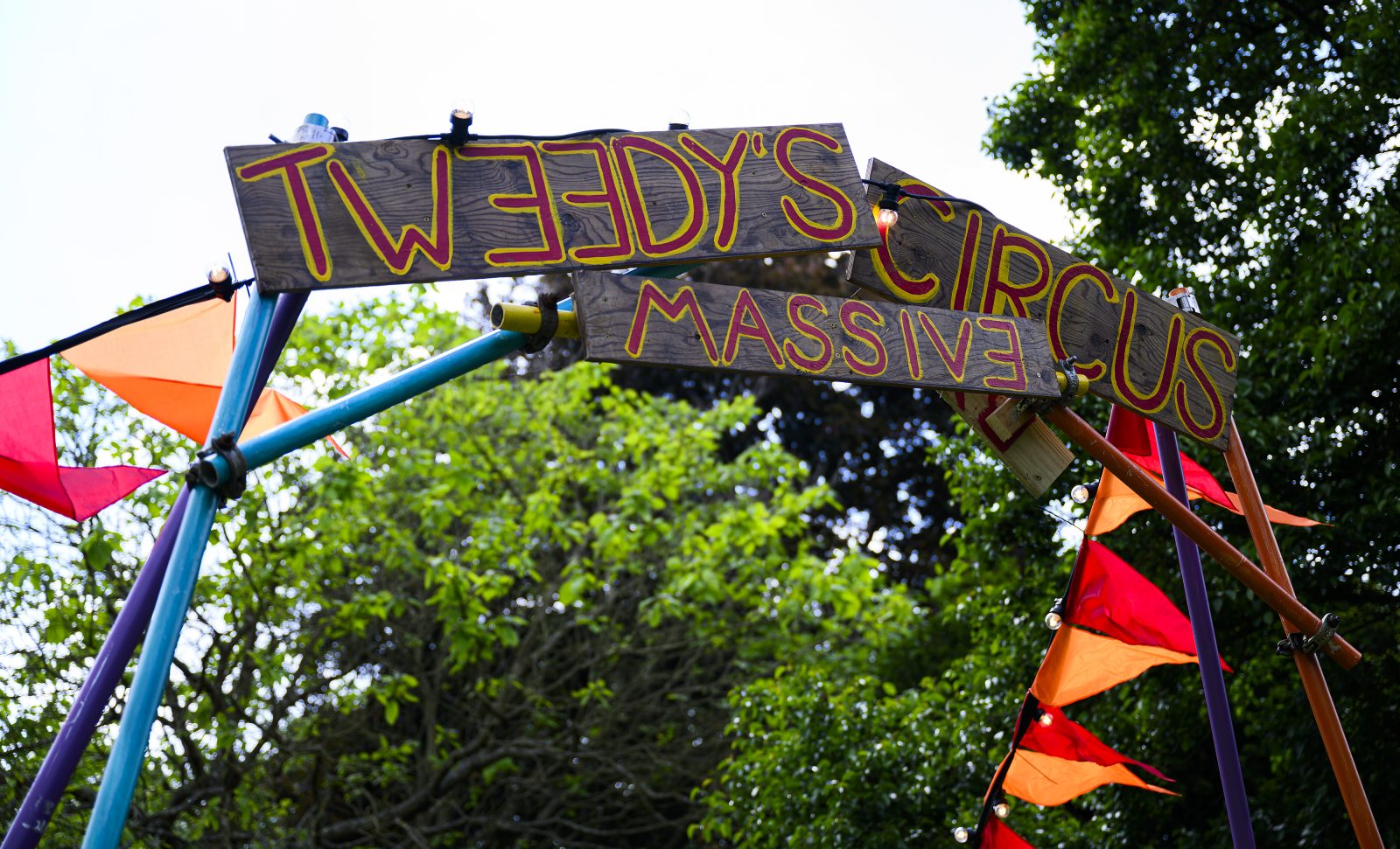 Tweedy’s Massive Circus