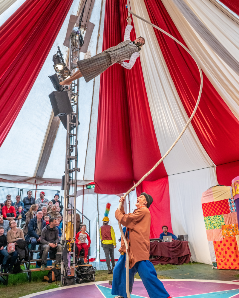Tweedy’s Massive Circus
